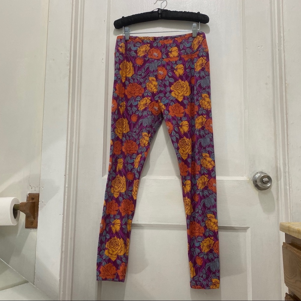 LuLaRoe leggings tall and curvy